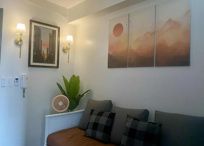 Hotel Solace By Athena At Air Residences Makati *